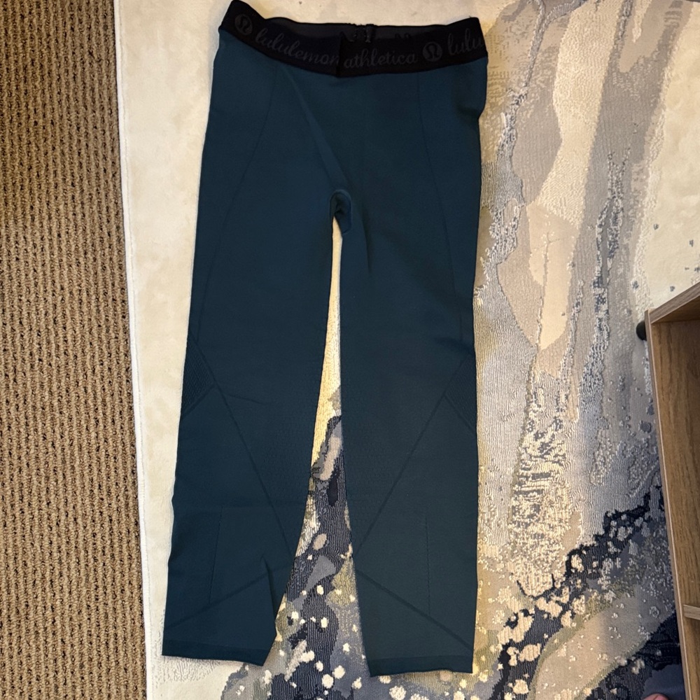 lululemon athletica Deep Teal seamless Leggings size 6
